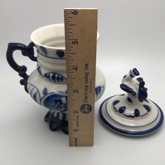 VTG Gzhel Russian hand painted porcelain cup with lid, Rooster Creamer - Picture 9 of 16